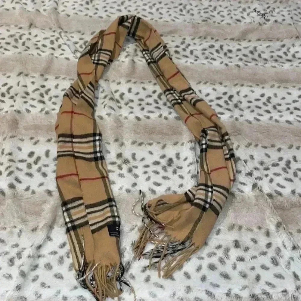 V. FRASS Plaid  Scarf - Picture 2 of 3